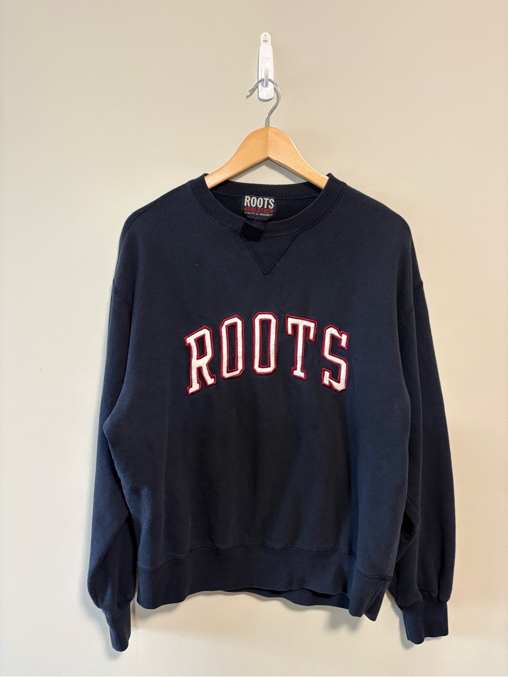 Vintage Roots Athletics Navy Blue Crewneck Sweatshirt Size M